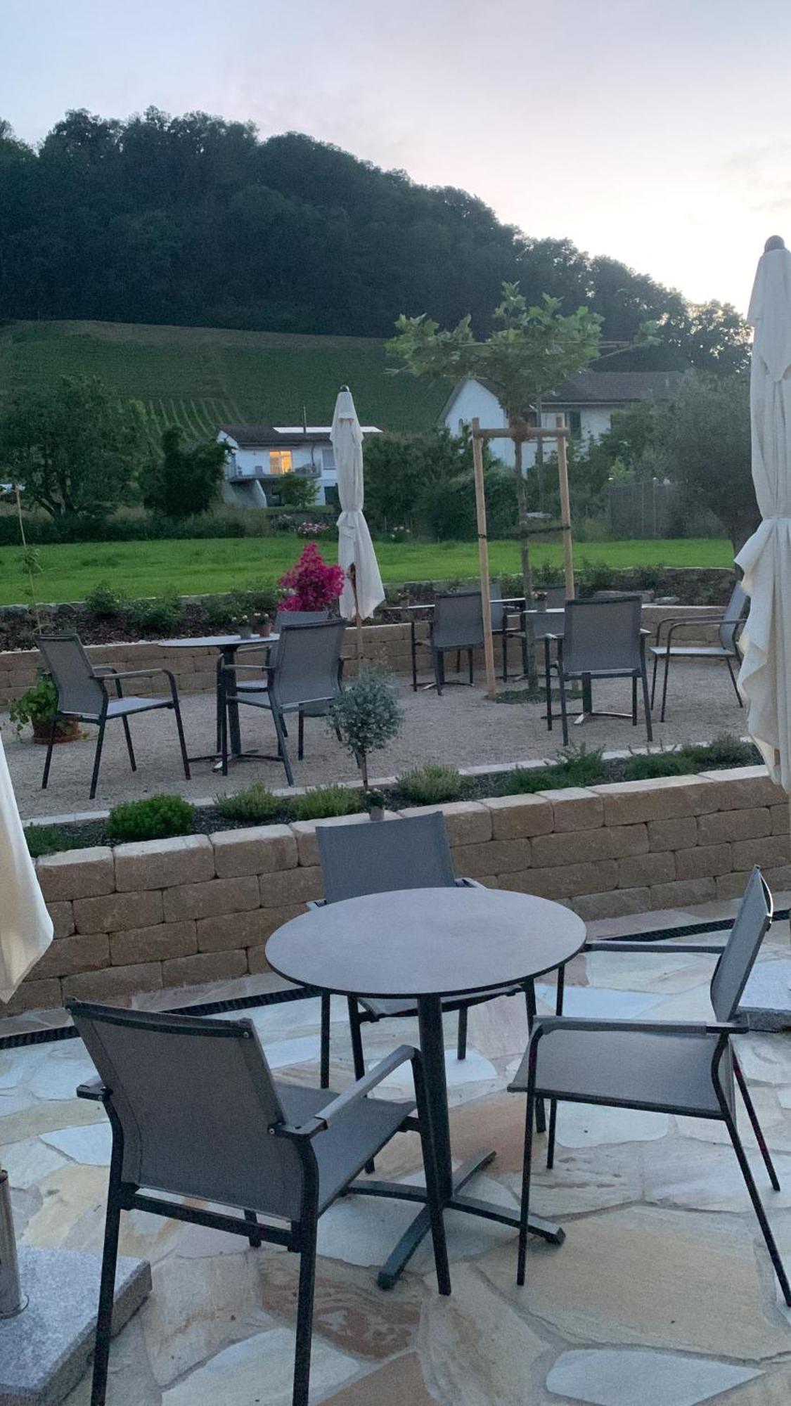Hotel Restaurant Croix Blanche Sugiez Exterior foto